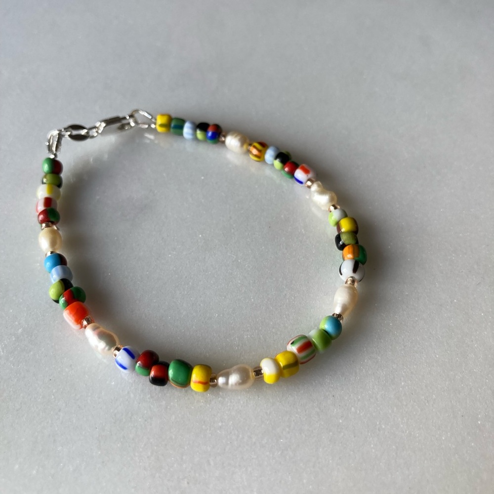 Multicolor pearl bracelet